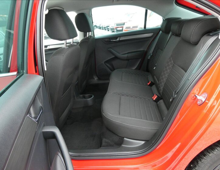 Škoda Rapid Sedan 999,0 81 kw