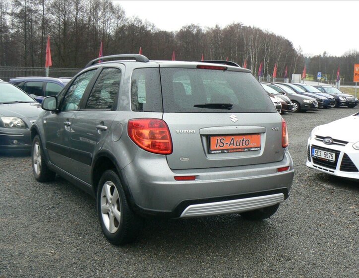 Suzuki SX4 SUV 1,6 l 79 kw