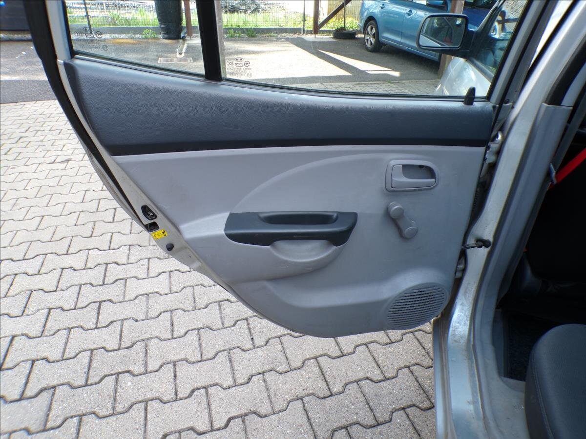 KIA Picanto Kombi 1,1 l 48 kw