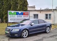 Audi S8 1
