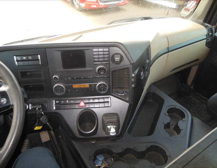 Mercedes-Benz Ostatní 18