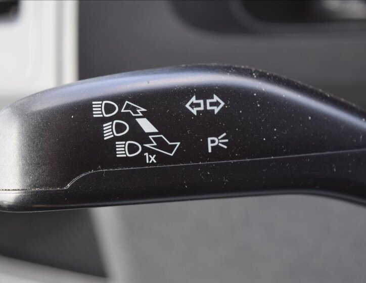 Volkswagen Transporter Kombi 2,0 l 110 kw