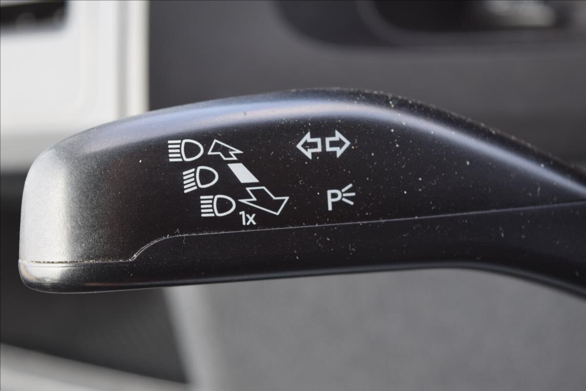 Volkswagen Transporter Kombi 2,0 l 110 kw