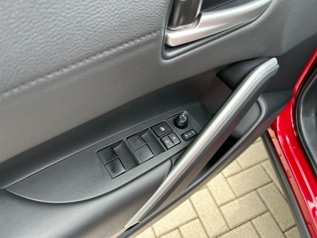 Toyota Corolla Cross SUV / Terénní 1,8 l 72 kw