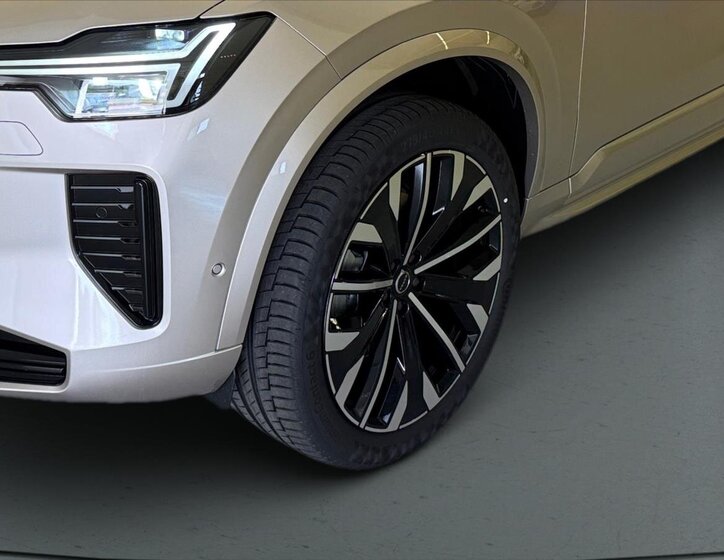 Volvo XC90 SUV 2,0 l 184 kw