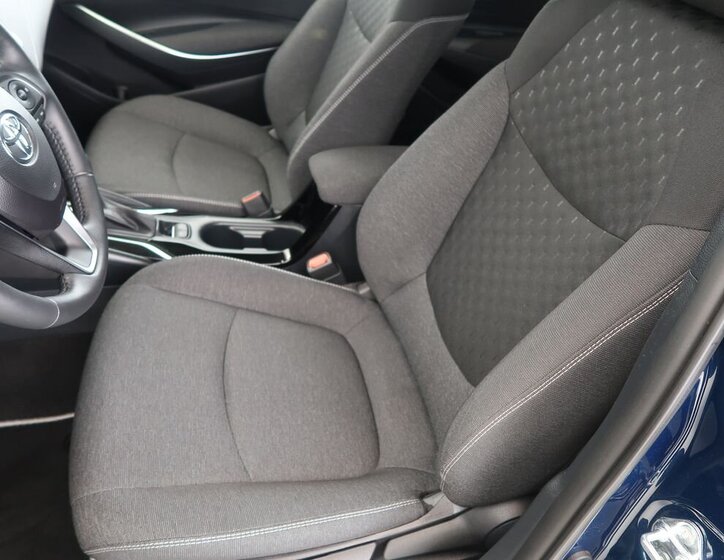 Toyota Corolla Sedan / Limuzína 1,8 l 72 kw