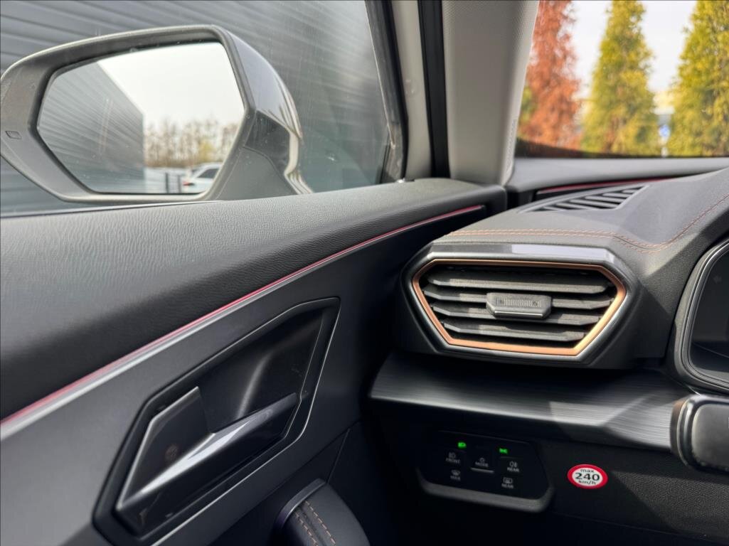 Cupra Formentor SUV / Terénní 2,0 l 110 kw