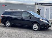 Toyota Sienna 2