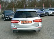 Mercedes-Benz Třídy E Kombi 2,0 l 143 kw