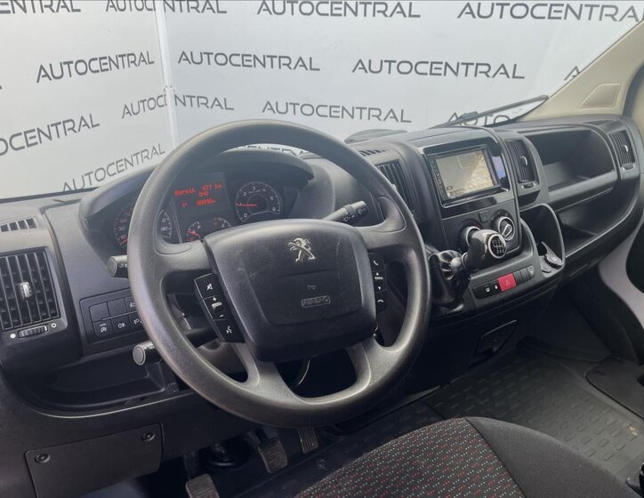 Peugeot Boxer 12