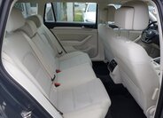 Volkswagen Passat Kombi 1,6 l 88 kw