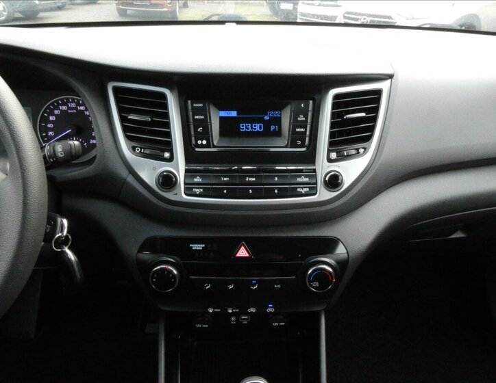 Hyundai Tucson SUV / Terénní 1,6 l 97 kw