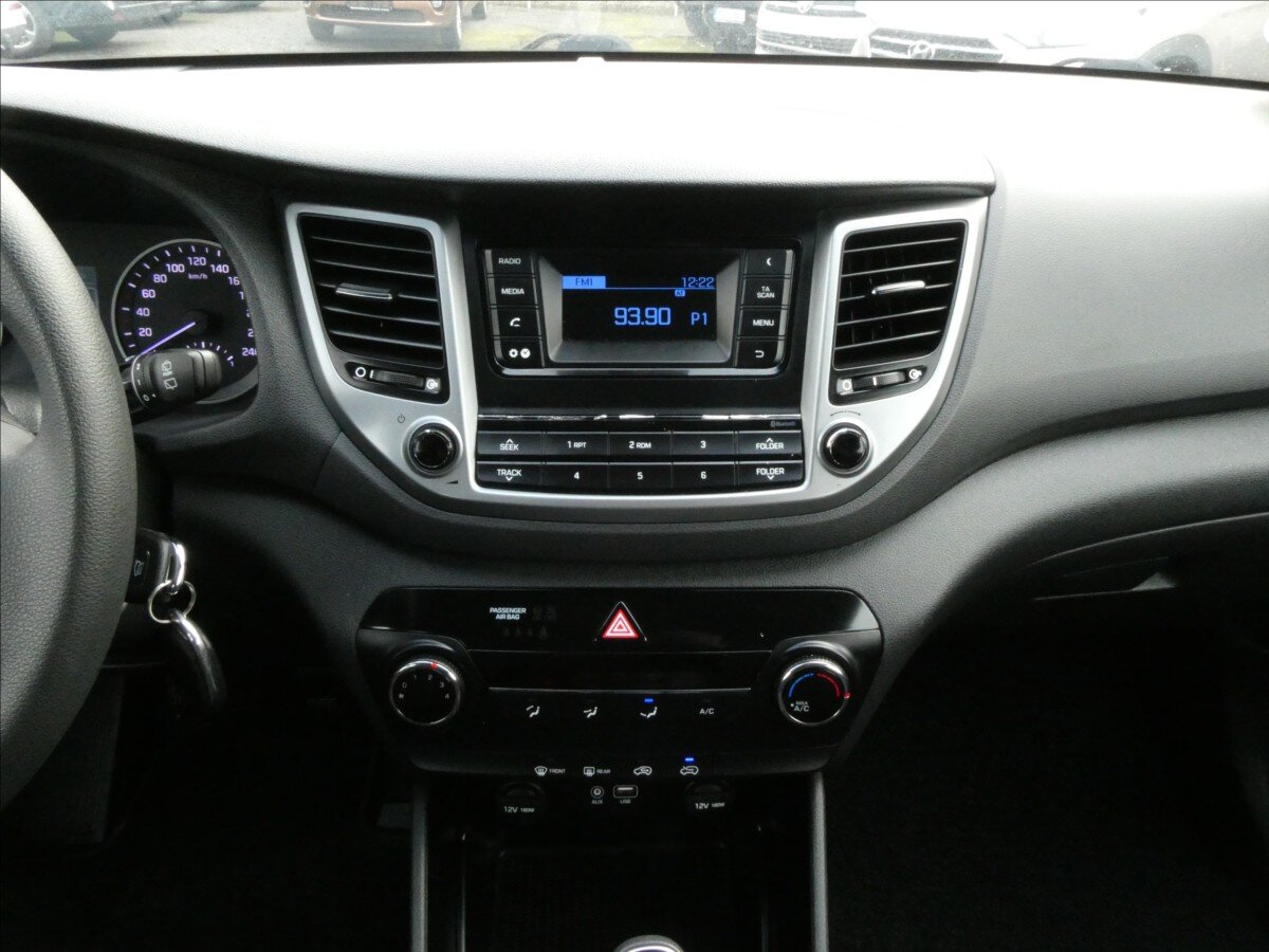 Hyundai Tucson SUV / Terénní 1,6 l 97 kw