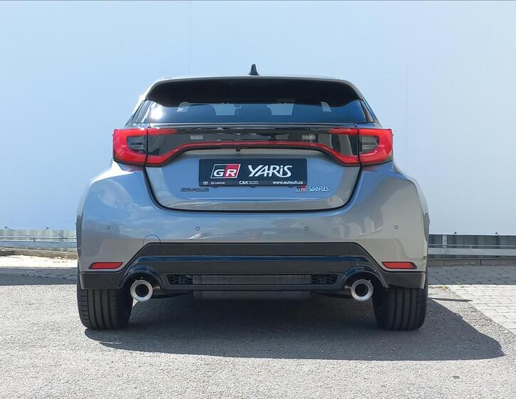 Toyota GR Yaris 6