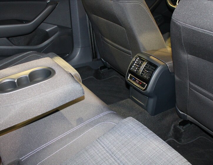 Volkswagen Passat 22