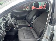 Škoda Rapid Hatchback 999,0 81 kw