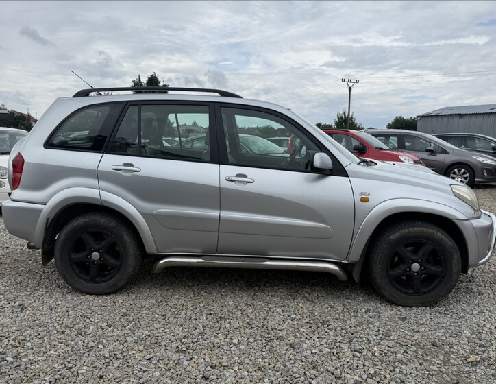 Toyota RAV4 4