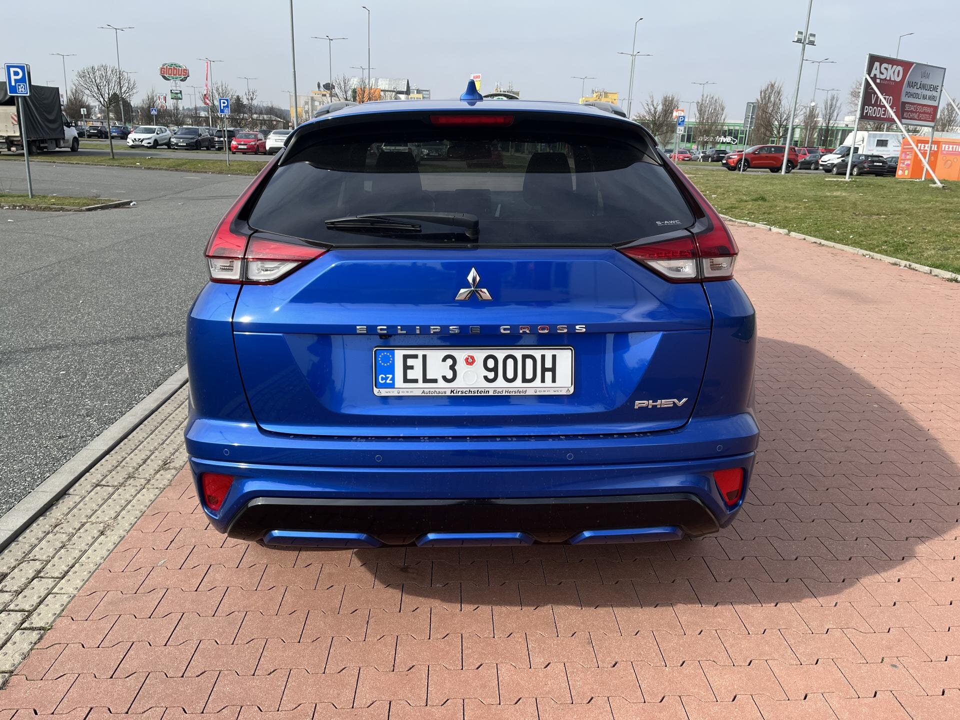 Mitsubishi Eclipse Cross SUV / Terénní 2,4 l 72 kw