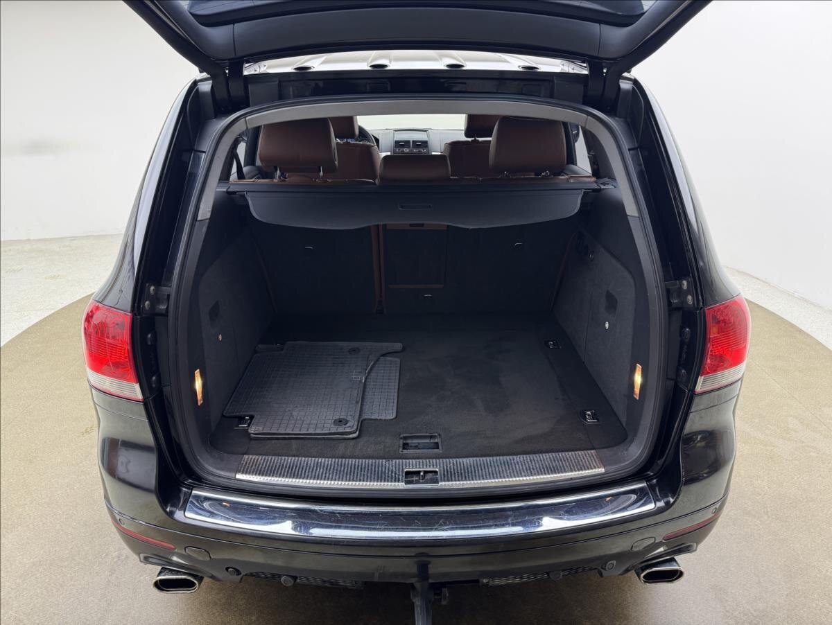 Volkswagen Touareg SUV / Terénní 3,0 l 165 kw