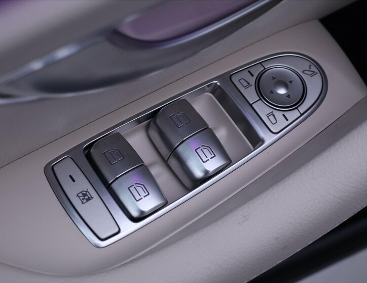 Mercedes-Benz Třídy E Kombi 2,0 l 155 kw