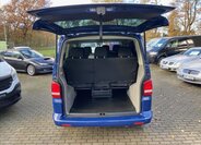 Volkswagen Caravelle 24