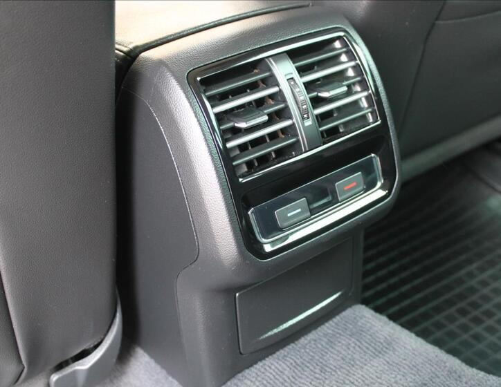 Volkswagen Passat 31