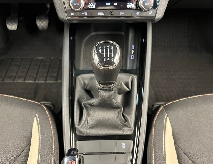 Škoda Kamiq SUV / Terénní 1,5 l 110 kw