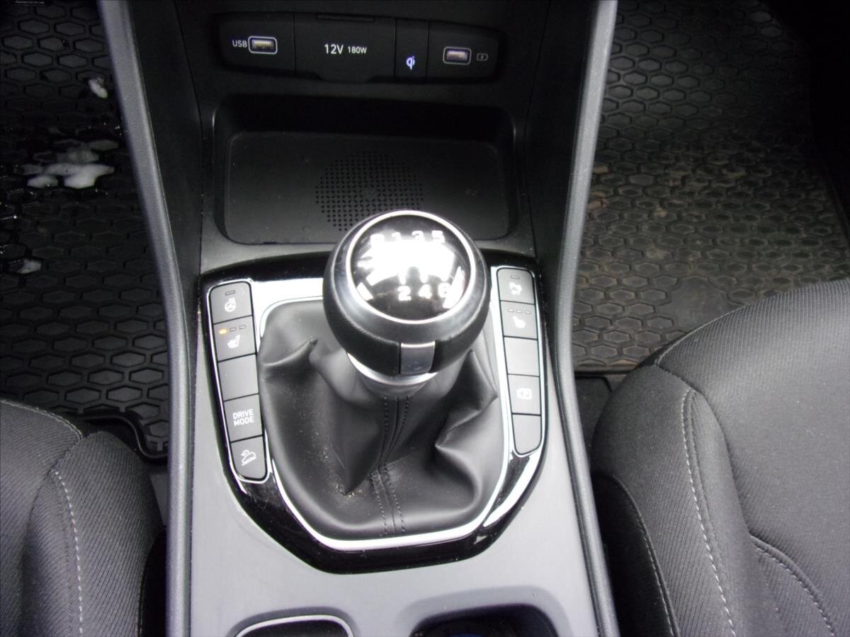 Hyundai Tucson SUV 1,6 l 110 kw