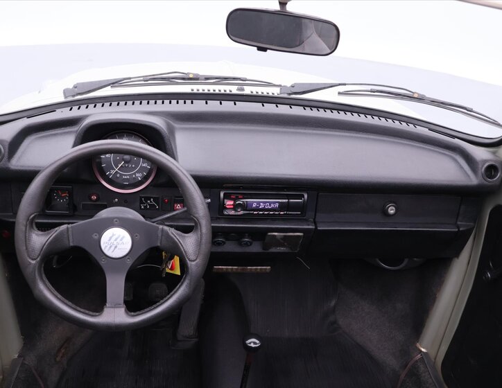 Volkswagen Beetle Kabriolet 1,3 l 32 kw