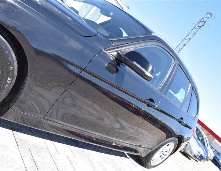 BMW Řada 3 Kombi 2,0 l 105 kw