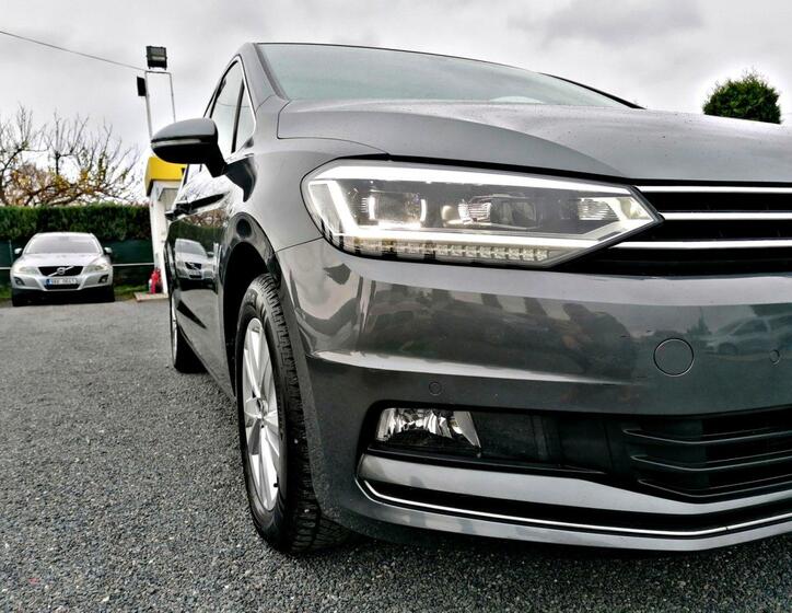 Volkswagen Touran 33