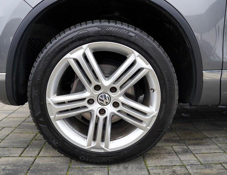 Volkswagen Touareg 11