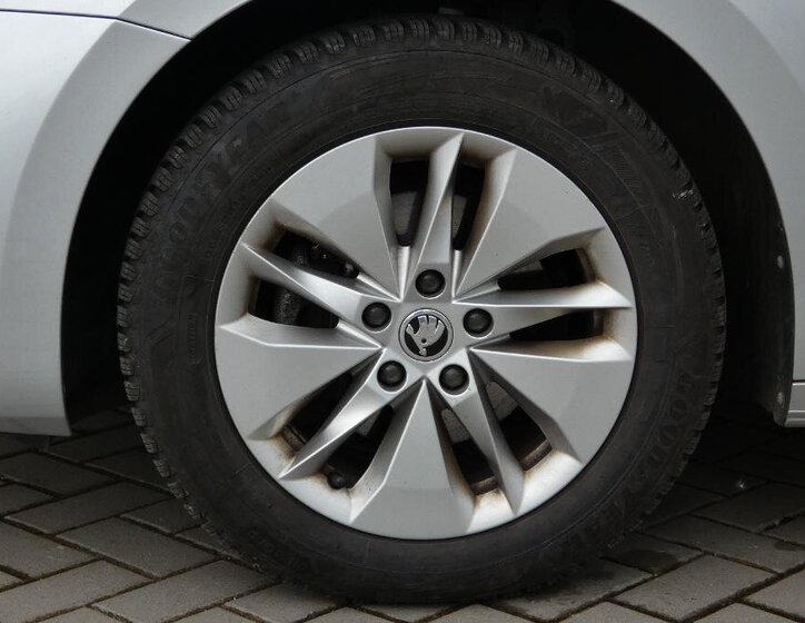 Škoda Octavia Kombi 2,0 l 110 kw