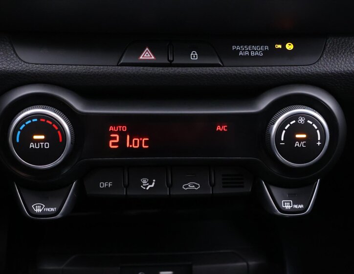 KIA Stonic SUV 998,0 88 kw