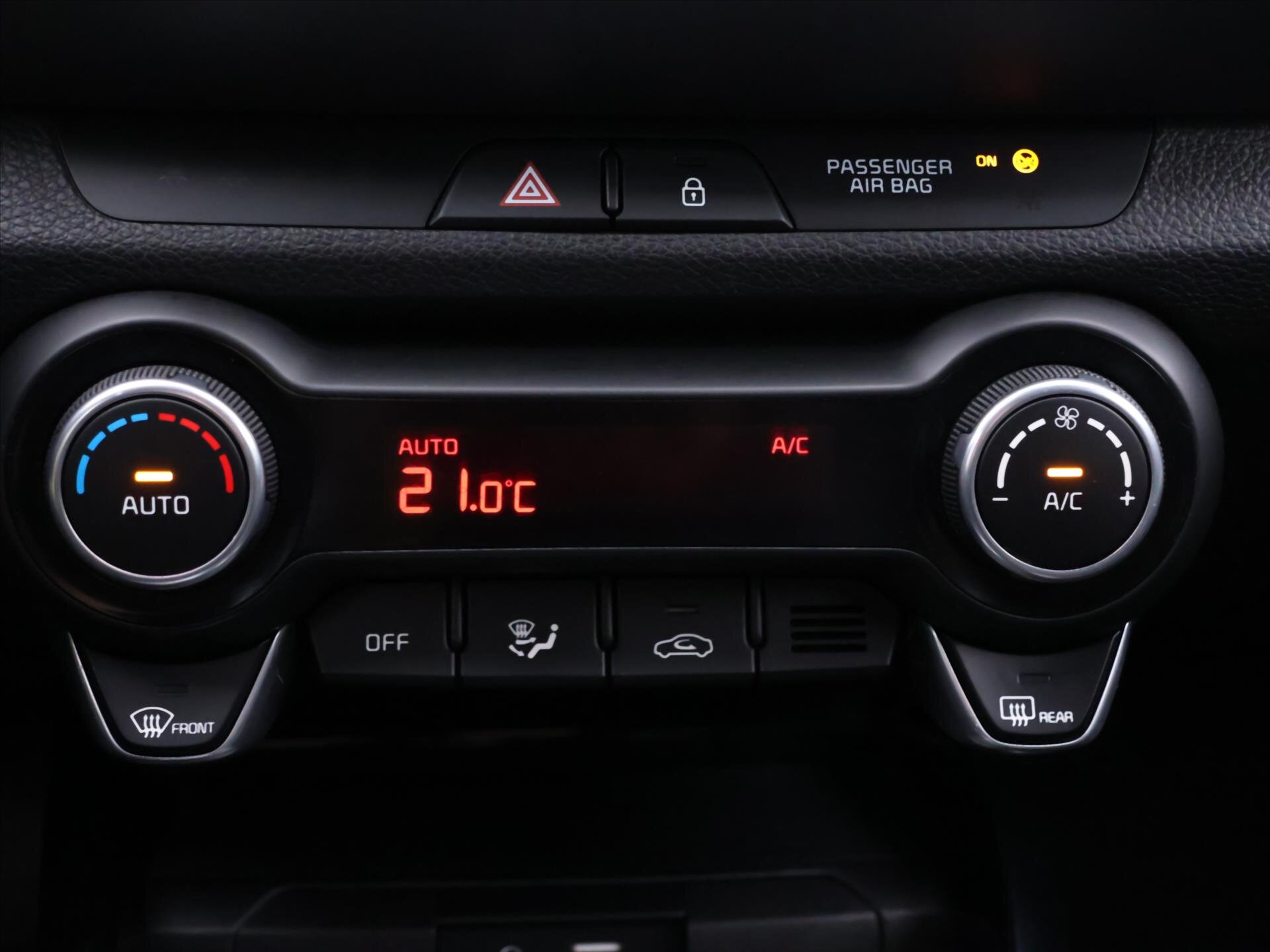 KIA Stonic SUV 998,0 88 kw