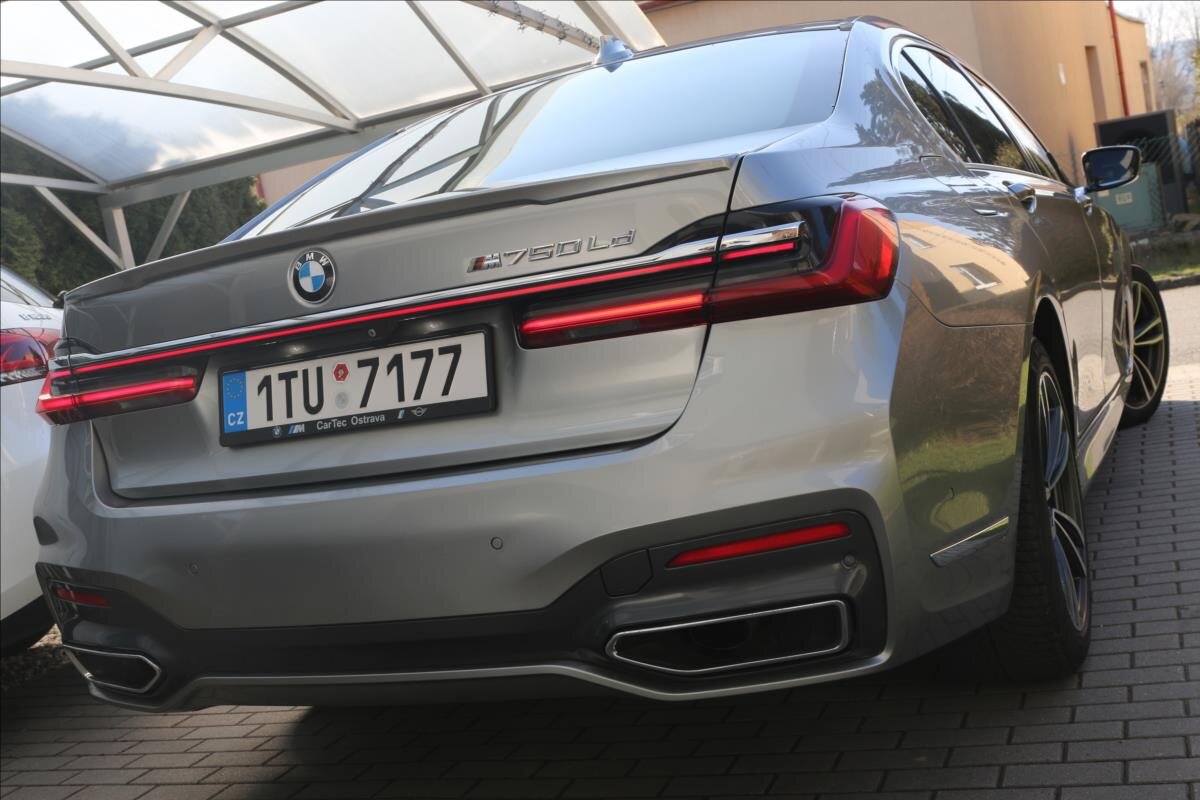 BMW Řada 7 Sedan / Limuzína 3,0 l 294 kw