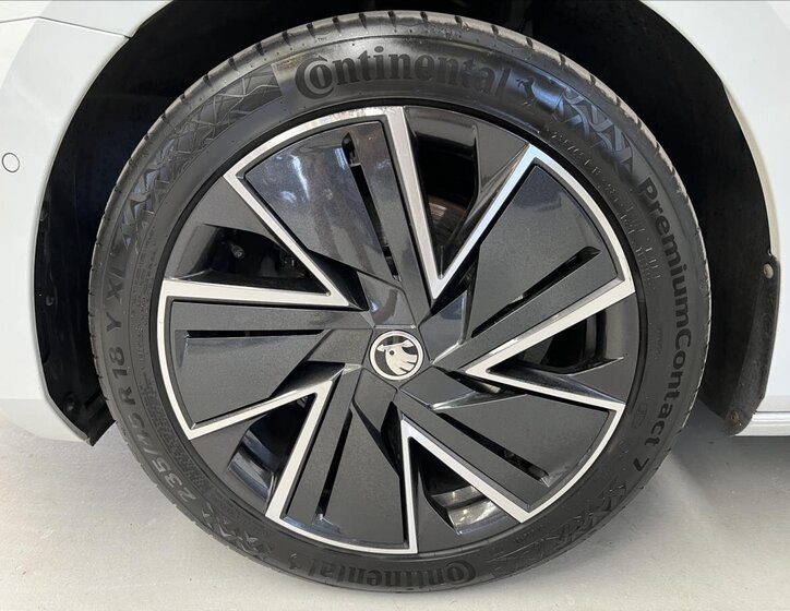 Škoda Superb Kombi 2,0 l 147 kw