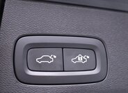 Volvo XC60 SUV / Terénní 2,0 l 145 kw