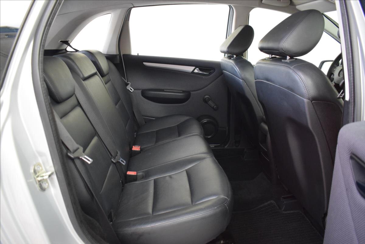 Mercedes-Benz Třídy B Hatchback 1,5 l 70 kw