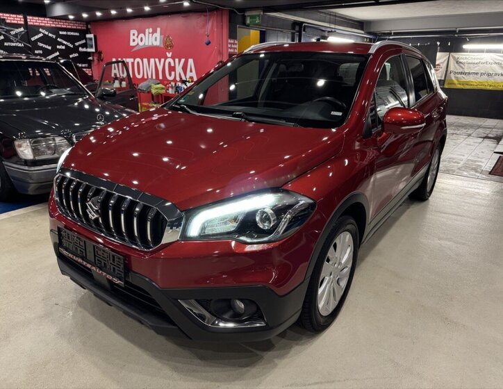 Suzuki SX4 S-Cross 1