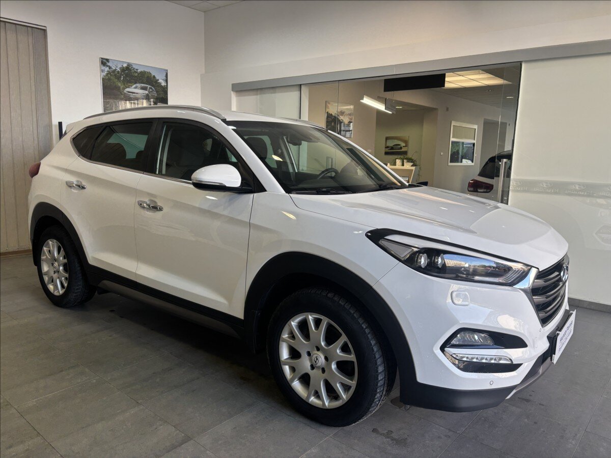 Hyundai Tucson SUV 2,0 l 100 kw