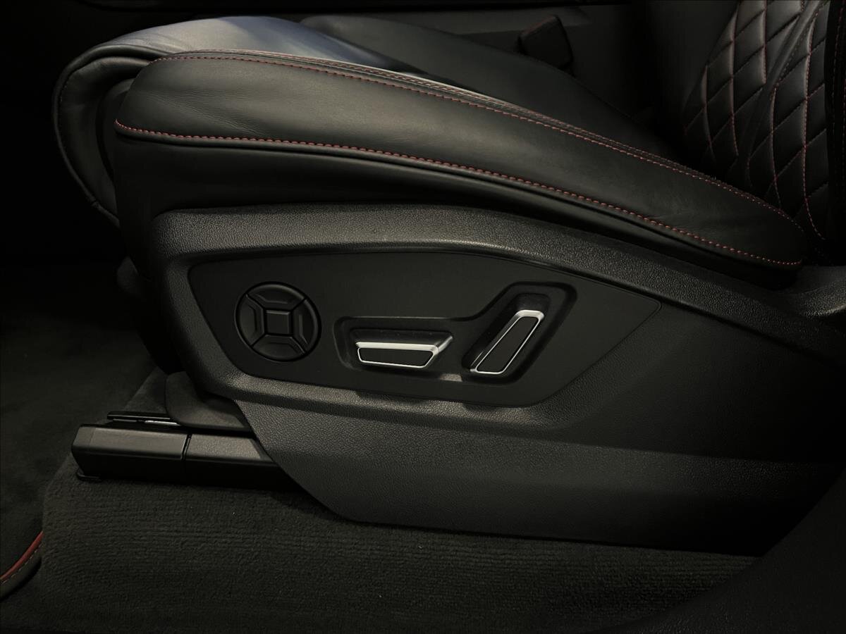 Audi SQ7 Kombi 4,0 l 320 kw