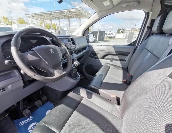 Peugeot Expert 6