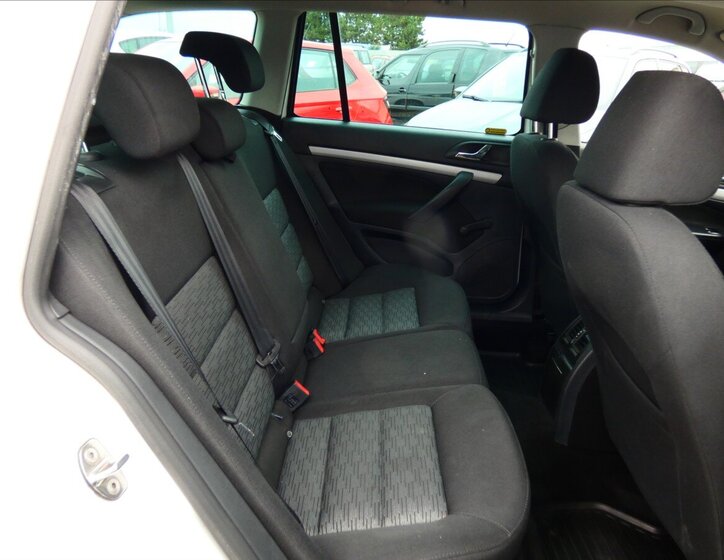 Škoda Octavia Kombi 2,0 l 81 kw