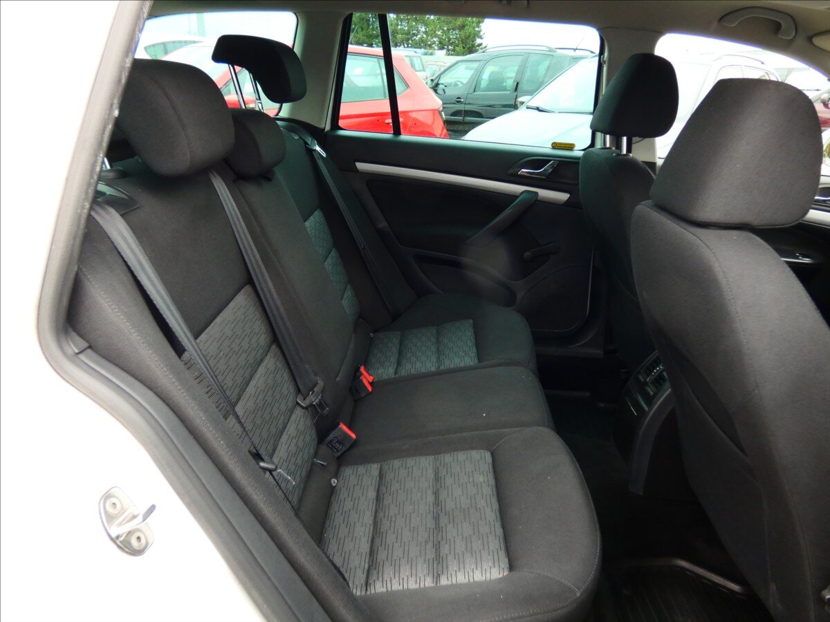 Škoda Octavia Kombi 2,0 l 81 kw