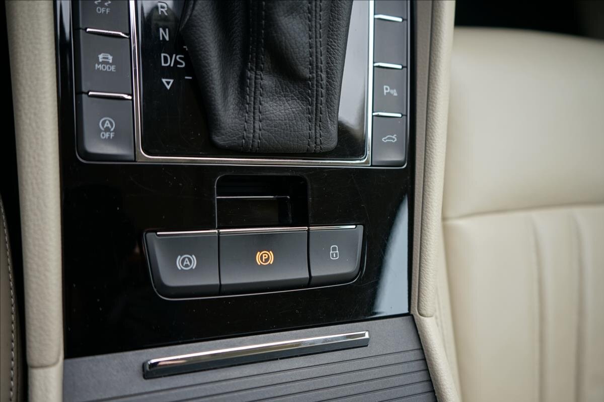 Škoda Superb Kombi 2,0 l 140 kw