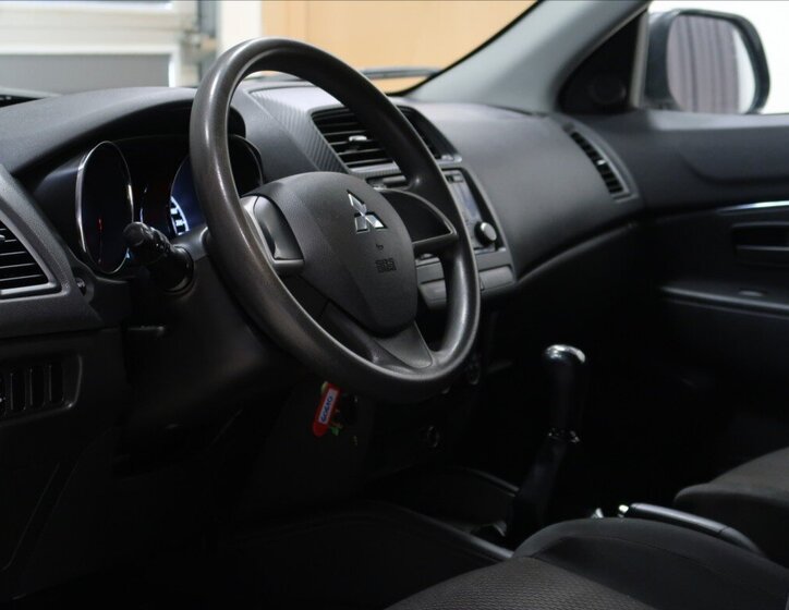 Mitsubishi ASX SUV 1,6 l 86 kw