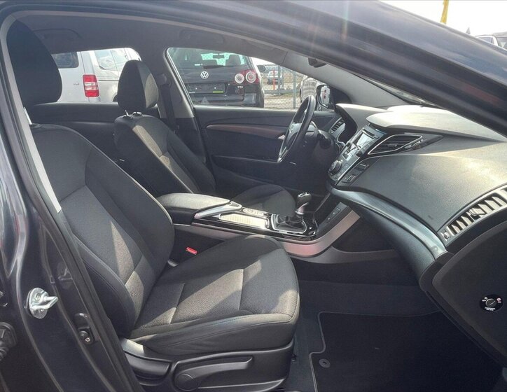 Hyundai i40 Kombi 1,6 l 99 kw