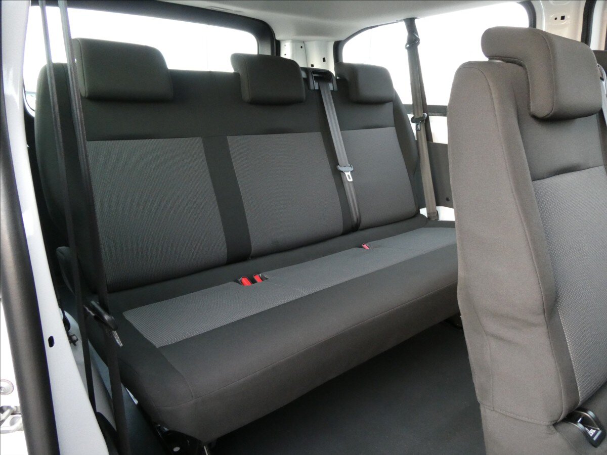 Peugeot Expert Kombi 1,5 l 88 kw