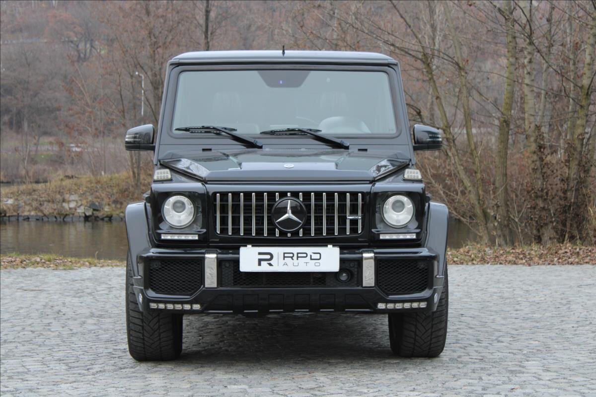 Mercedes-Benz Třídy G SUV / Terénní 3,0 l 155 kw